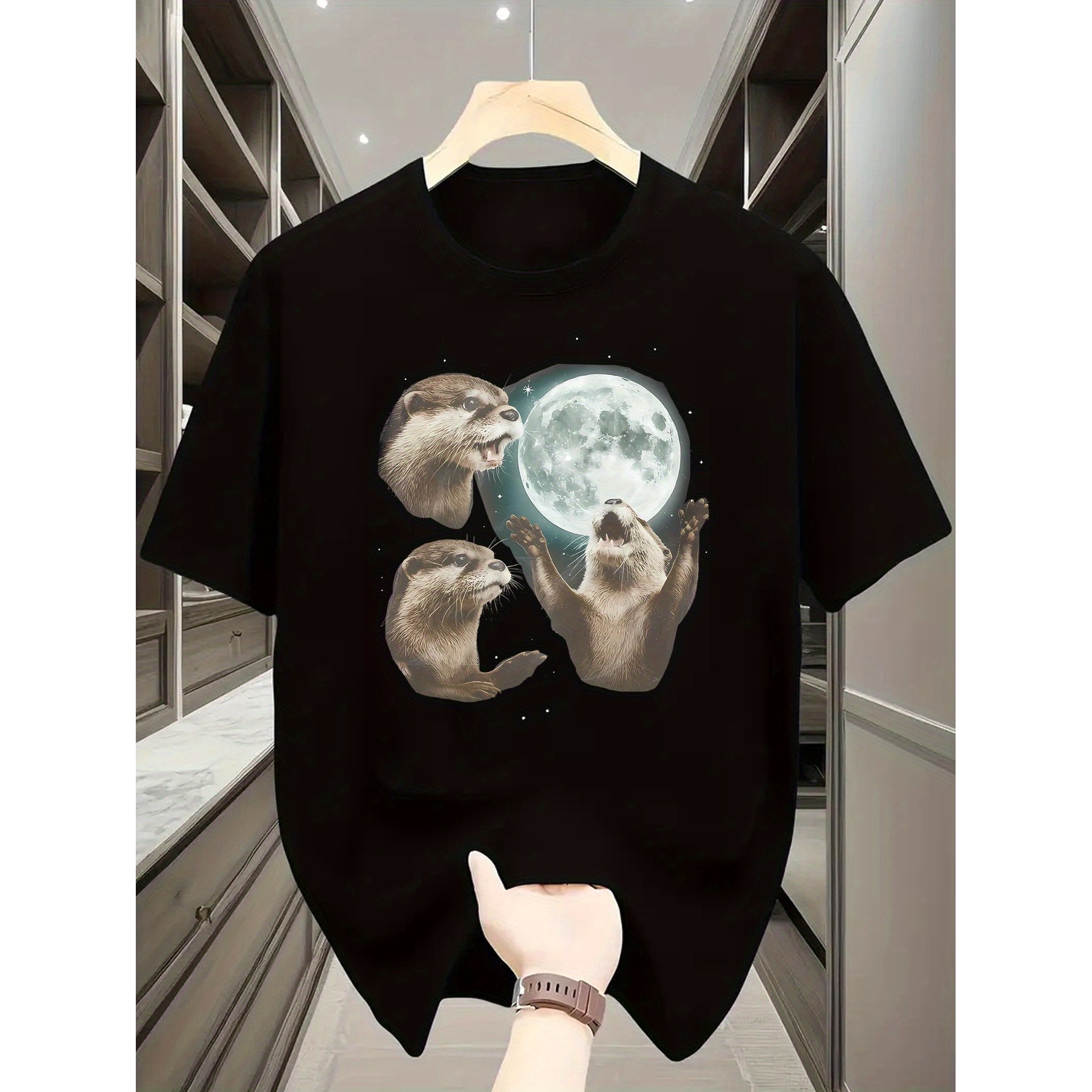 Playful Otters Under Moonlight - Undershirt Crew Neck recensione e prezzo