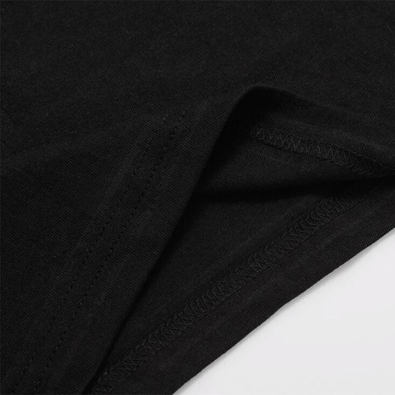 Playful Otters Under Moonlight - Undershirt Crew Neck recensione e prezzo